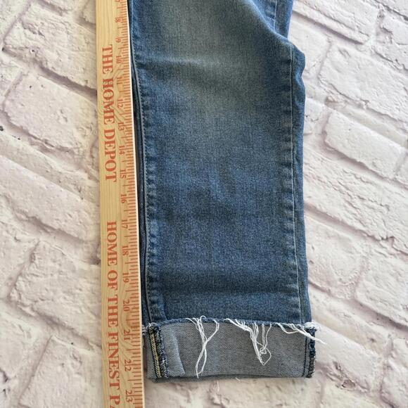 Levi's Denizen Ankle Slim High Rise Denim Blue Jeans Raw Hem Sz 10 EUC - Picture 2 of 8